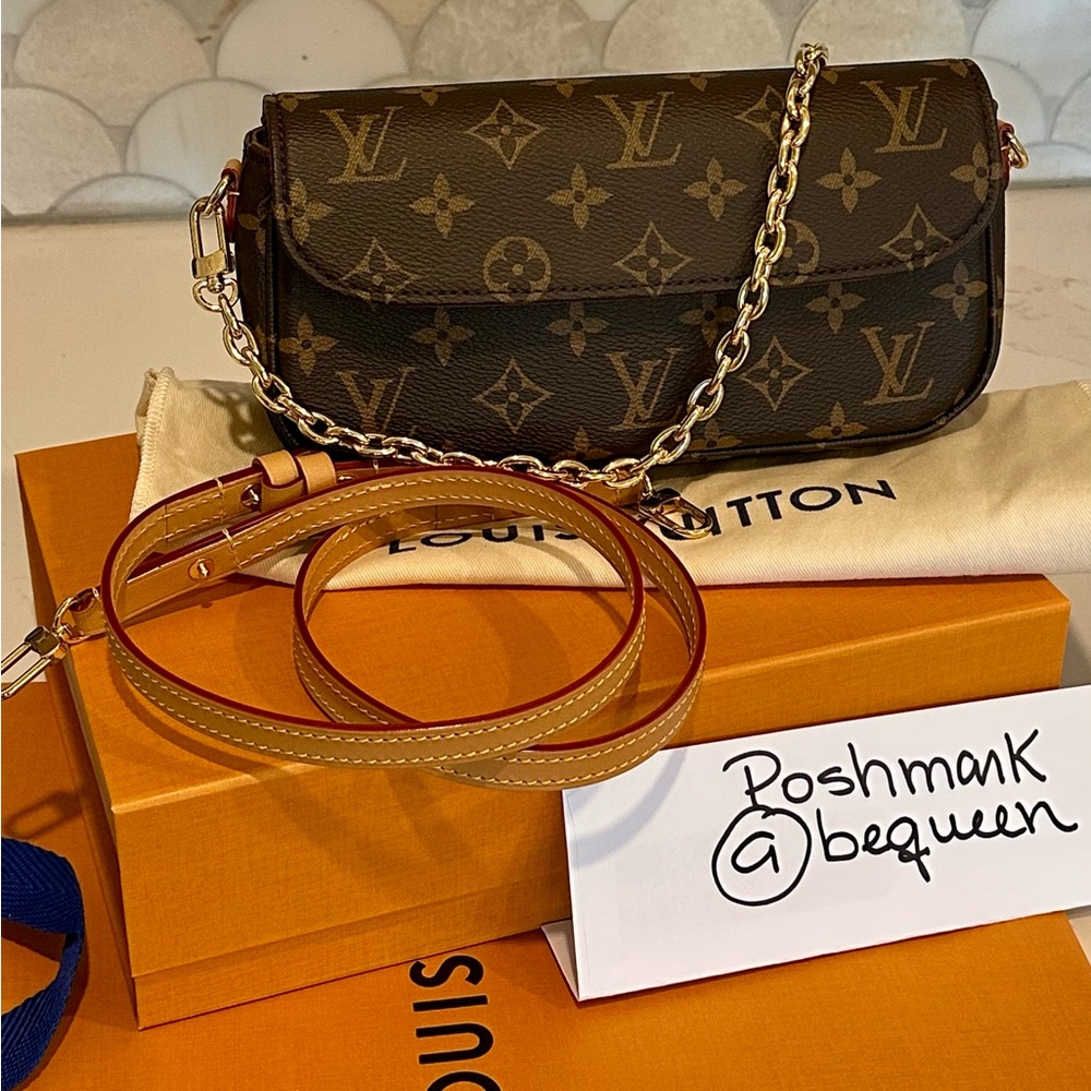 Louis Vuitton Ivy wallet on chain